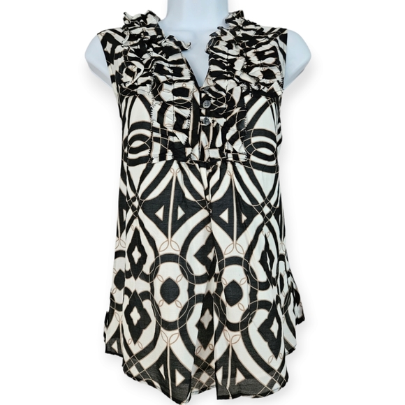 Banana Republic Tops - NWOT Banana Republic white black ruffle silk cotton tank top blouse Women Small